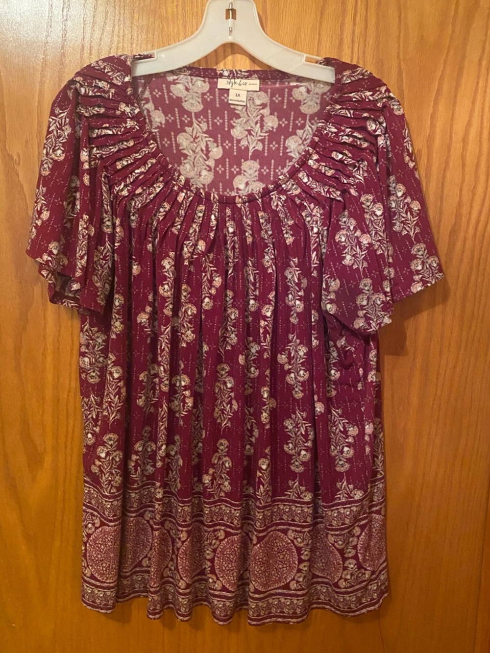 Style & Co. Maroon Floral Peasant Tee